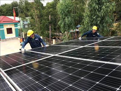 TCBC: Quyết định 13/2020/QĐ-TTg của Thủ tướng Chính phủ chính thức có hiệu lực thi hành từ ngày 22/5/2020,  điện mặt trời mái nhà được kỳ vọng phát triển mạnh
