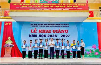 NHIỆT ĐIỆN MÔNG DƯƠNG TIẾP SỨC HỌC SINH CÓ HOÀN CẢNH KHÓ KHĂN NHÂN DỊP KHAI GIẢNG NĂM HỌC 2026-2027