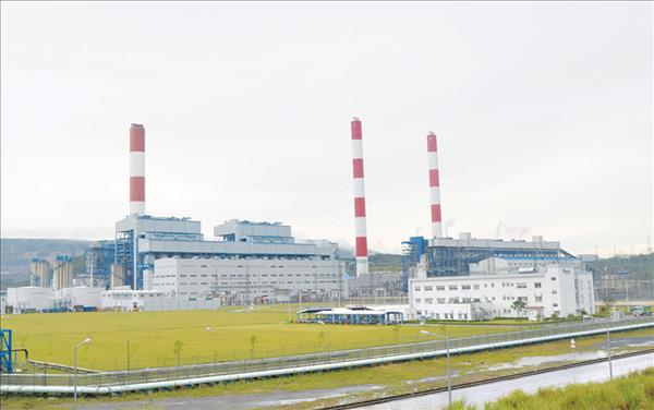 Lắp đặt nhà máy nhiệt điện Mông Dương 1